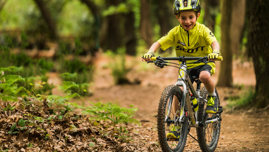 achat vélo pour enfant scott